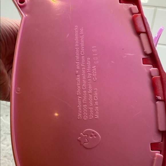 Vintage Strawberry Shortcake 2008 Playhouse with Parrot. Pre-loved. - Picture 5 of 7